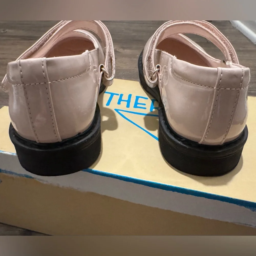 Thereabouts Flutter Girls’ Round Closed Toe Mary Jane Nude Shoes